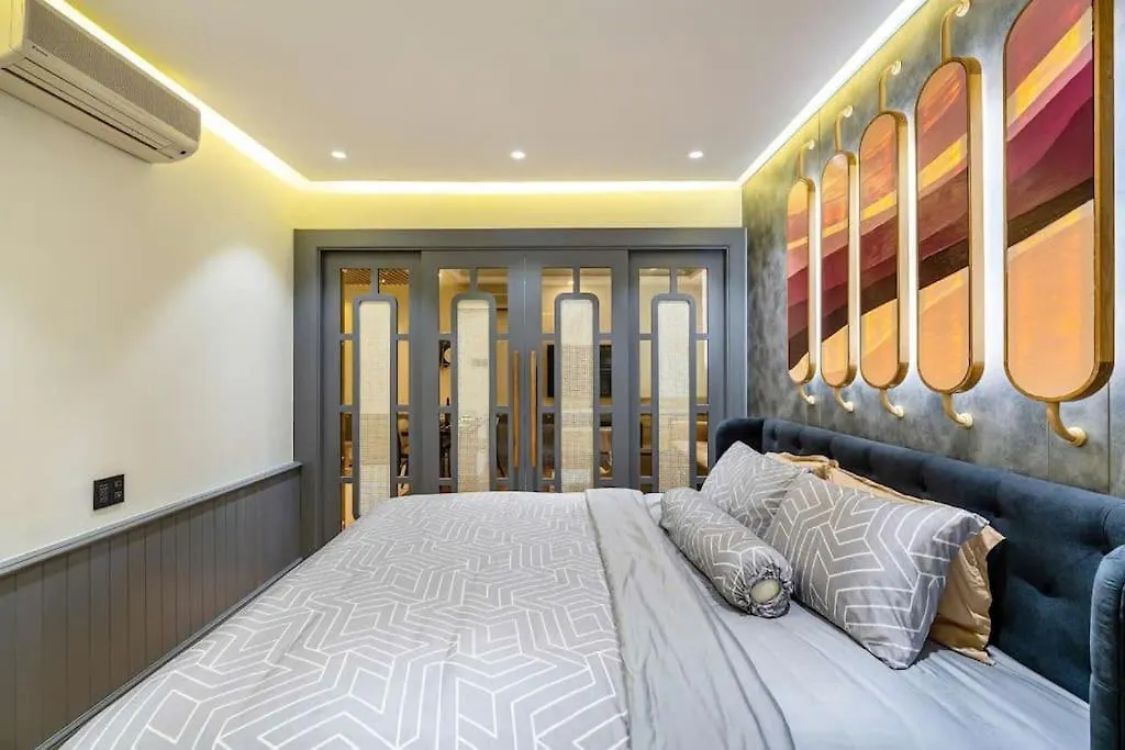 Classic Luxury Condo & Swiming Rooftop Pool Ho Chi Minh City 0*,  Vietnam