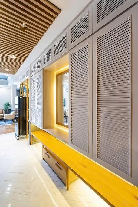 Classic Luxury Condo & Swiming Rooftop Pool Ho Chi Minh City 0*,  Vietnam